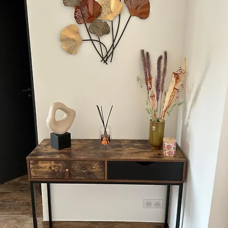 Appartement Très Bel à *