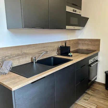 Tres Bel A Apartment *